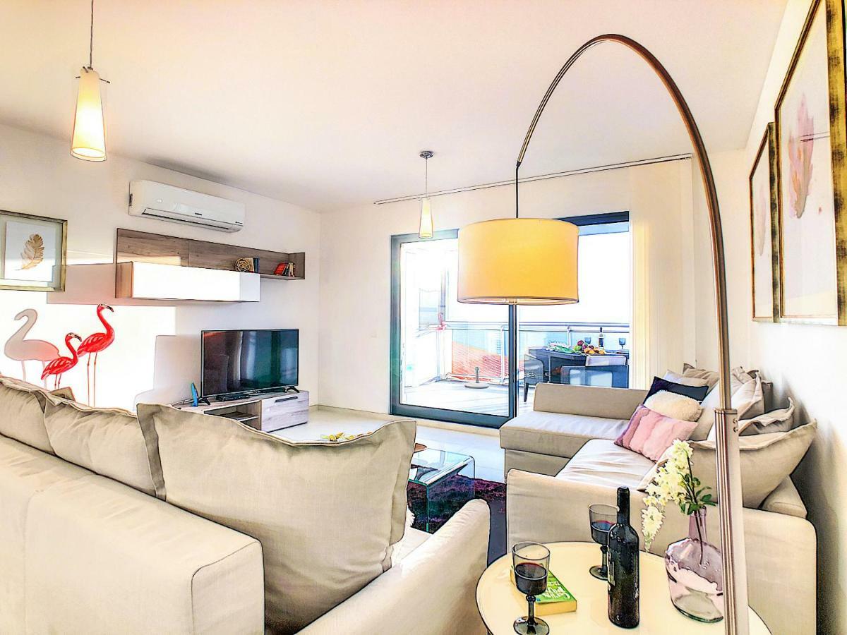 Apartamento Paradisus By Lovelystay Caniço Exterior foto